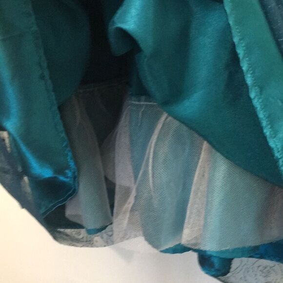 Holiday Editions Dark Teal Sparkles and Bow Dress: Size 6/6X - Picture 7 of 9